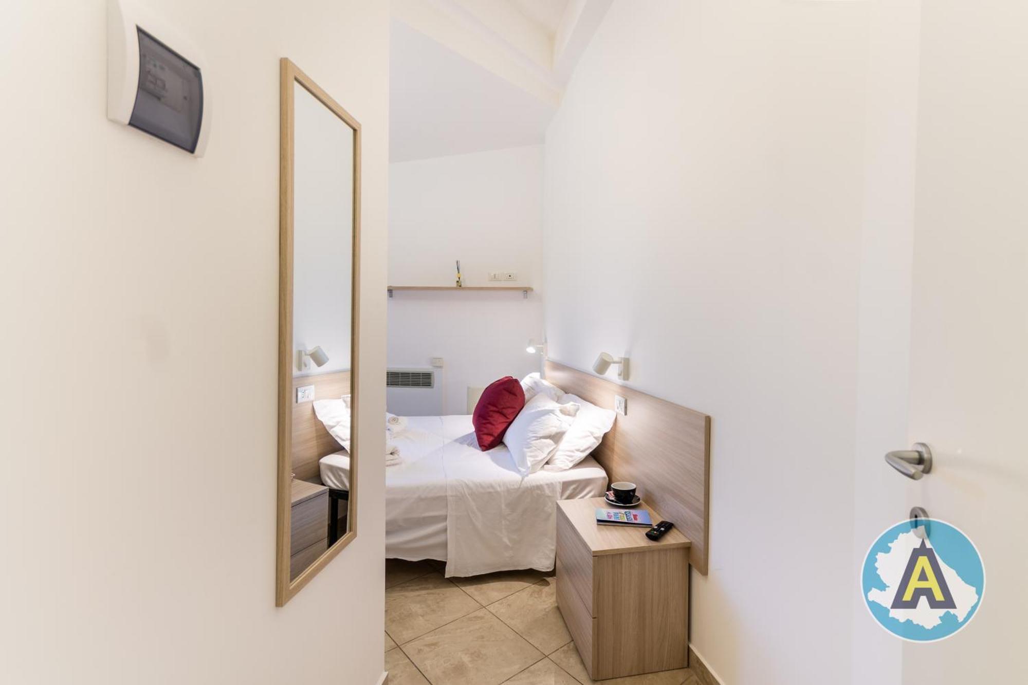 Isola Felice Hotel Silvi Paese Екстериор снимка