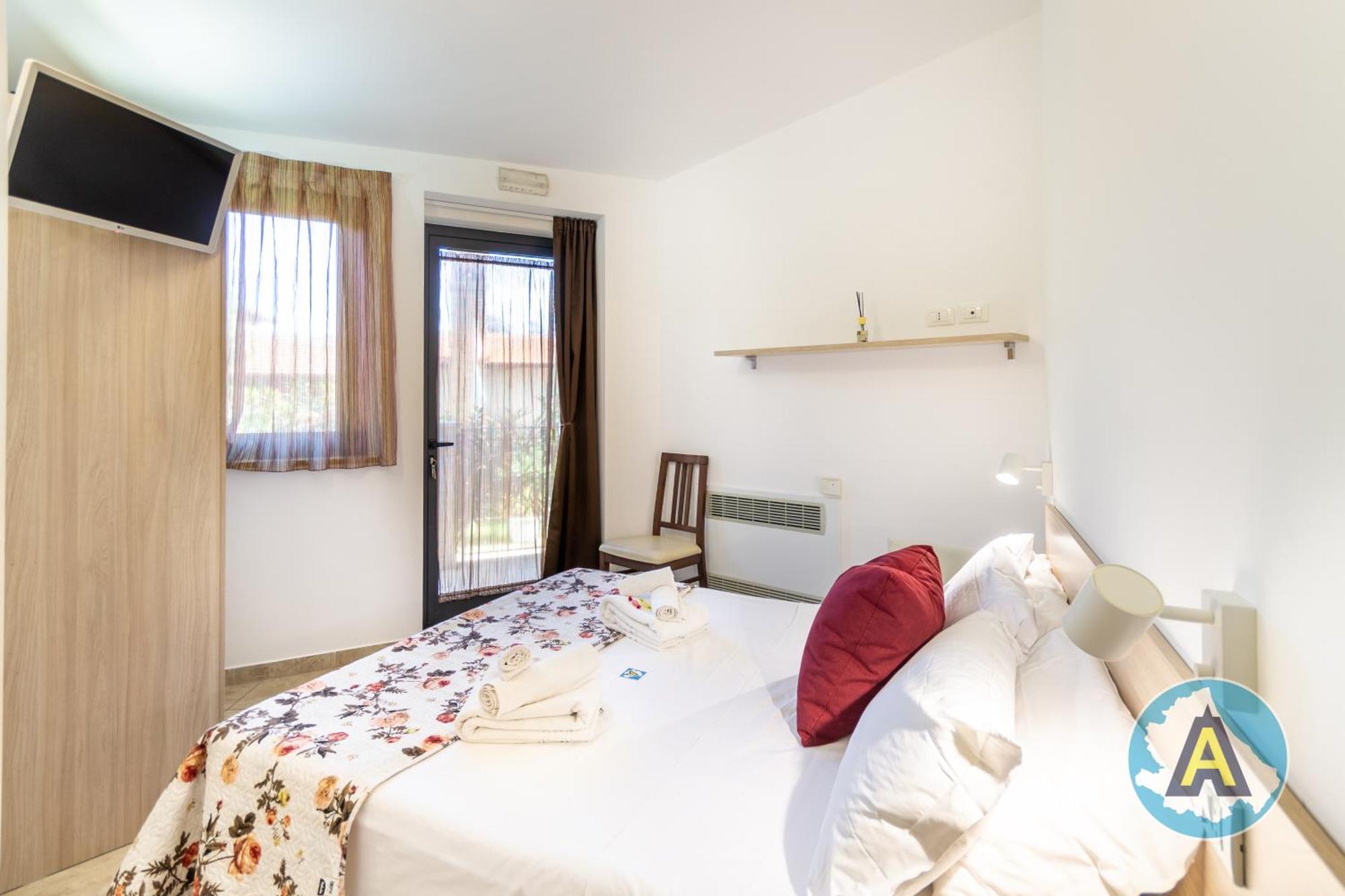 Isola Felice Hotel Silvi Paese Екстериор снимка